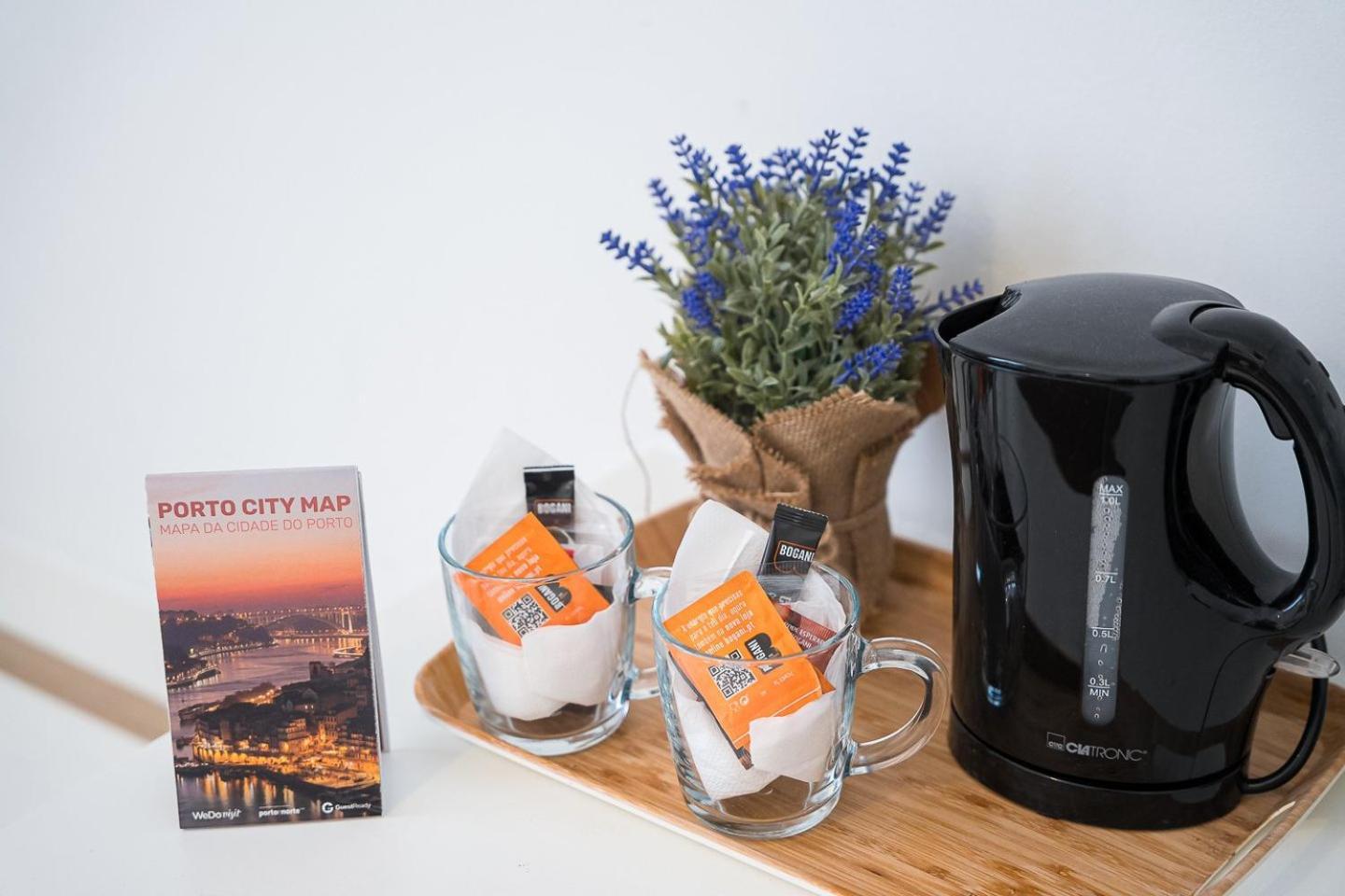 Guestready - Costa Cabral Guesthouse Porto Kültér fotó